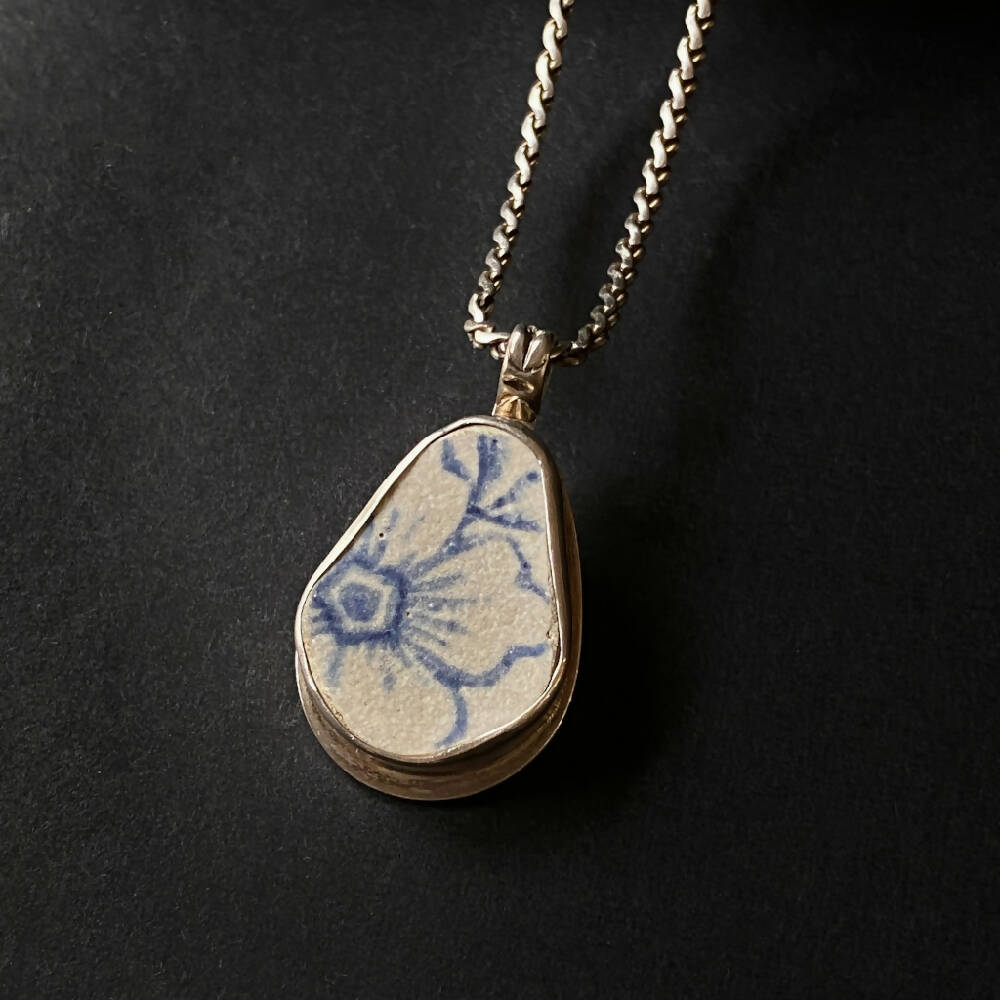 Sterling Silver Sea Pottery Bezel Set Pendant - Blue and White Flower D