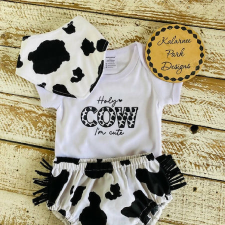 ''Holy Cow i'm Cute'' Onesie Set