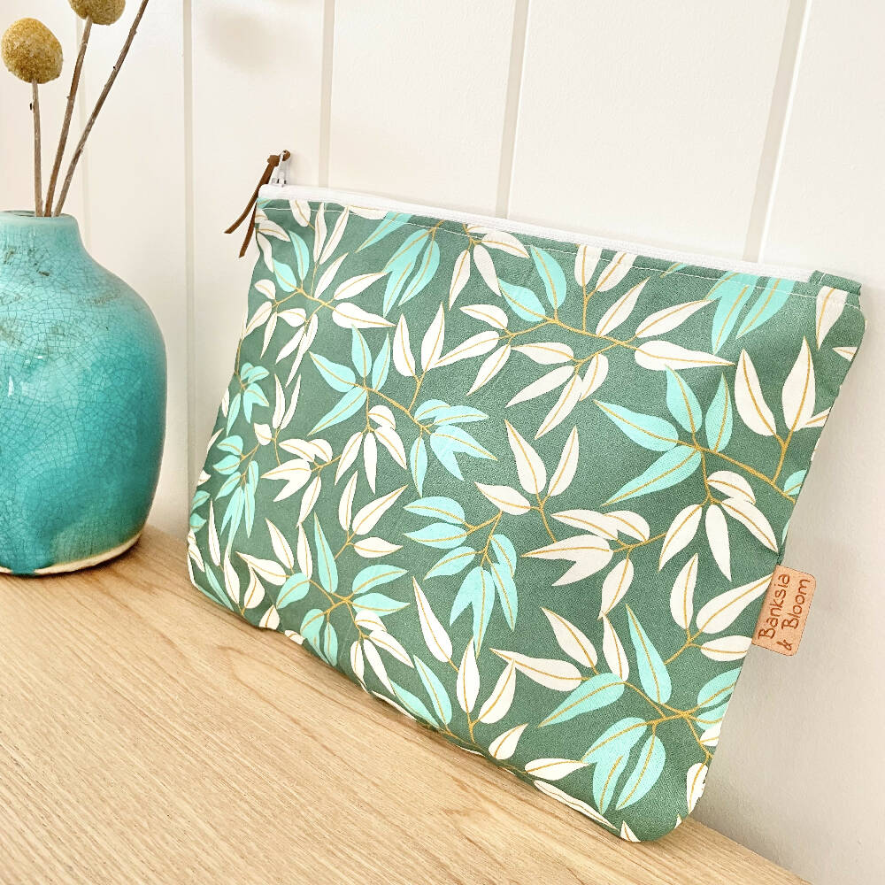 Large Zipper Pouch-Gum Leaves Green