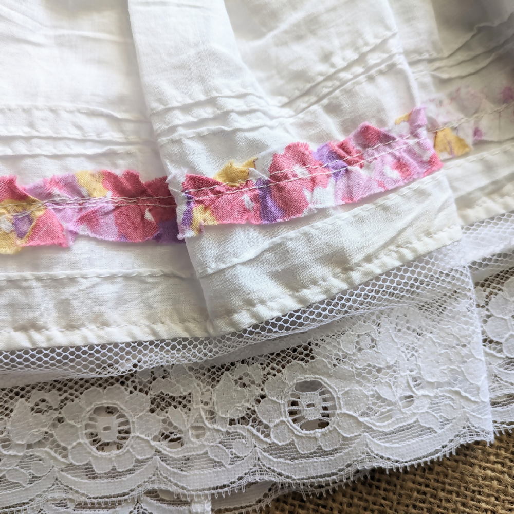 size 3-4 pink ruffle on white (2)