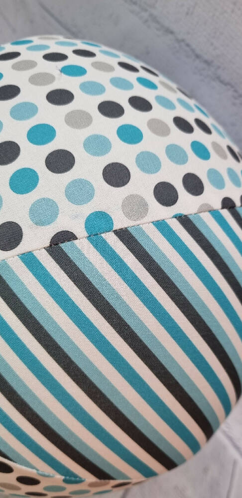 Balloon Ball: Spots and Stripes in classic blues: Two tone