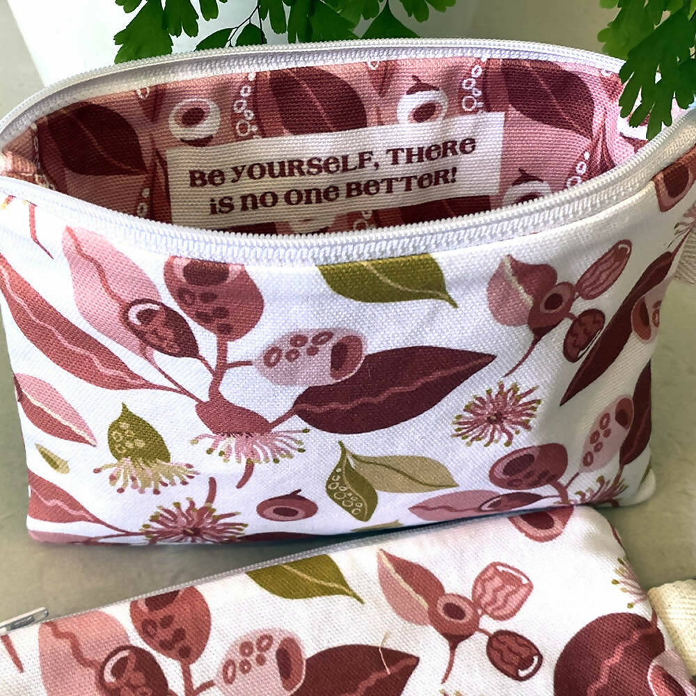 zp-023-Aussie-Whimsical-Gumnuts-Zipper-Pouch-A2