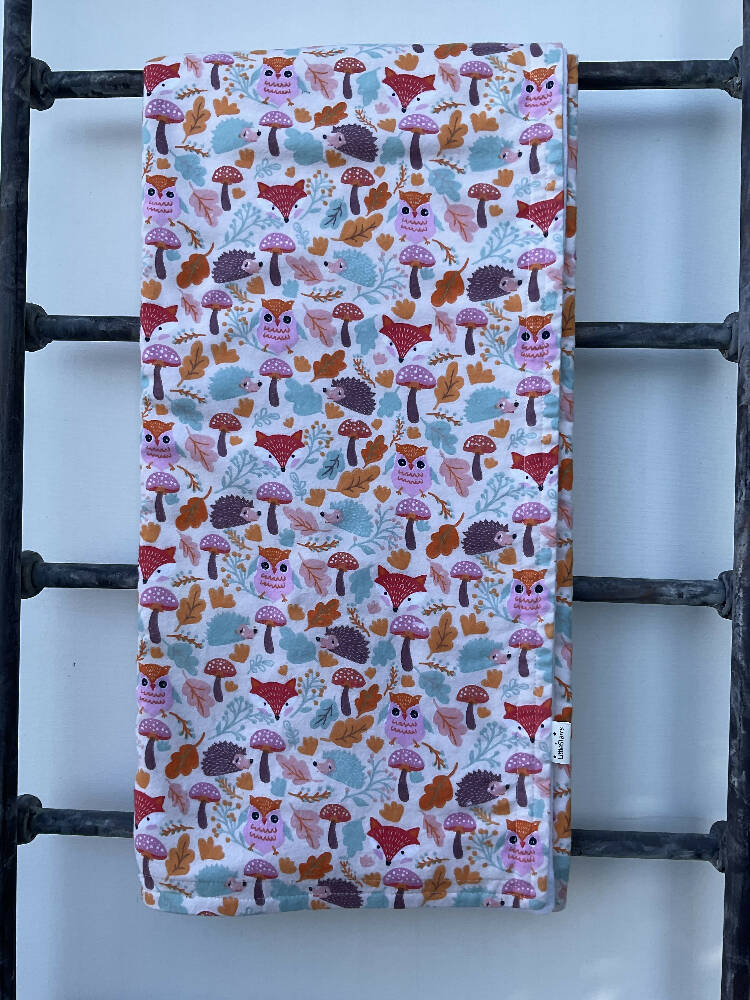 Baby Blanket / Flannelette Cotton / Whimsical Forest Friends
