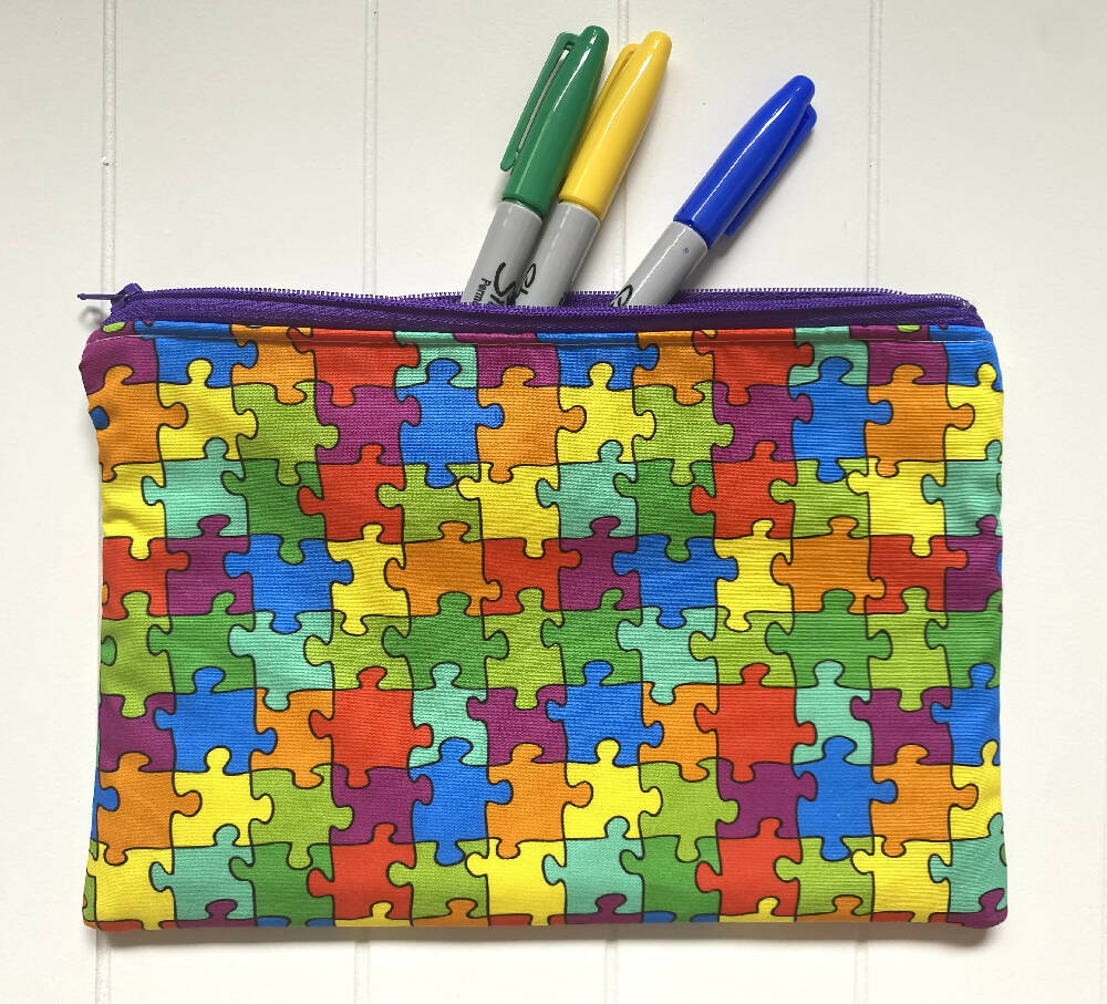 Puzzle pencil case