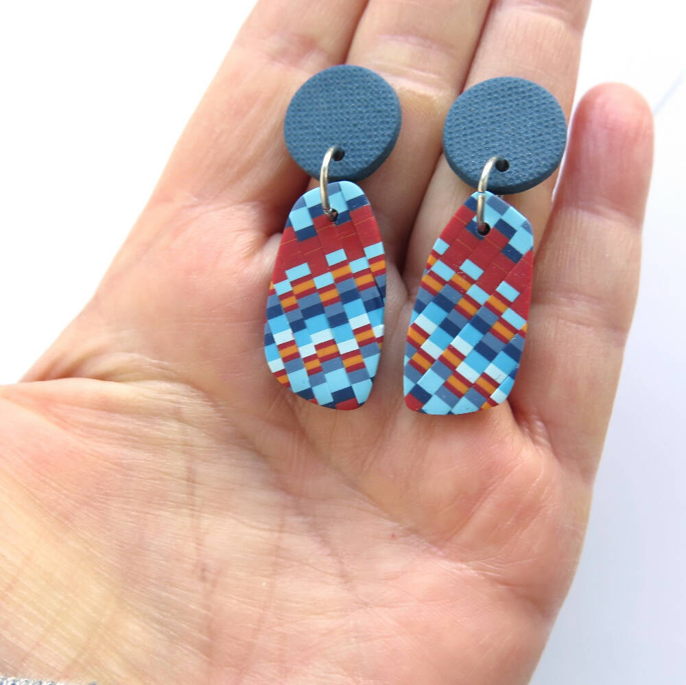 Bargello 2 quilt red blue white drop earrings