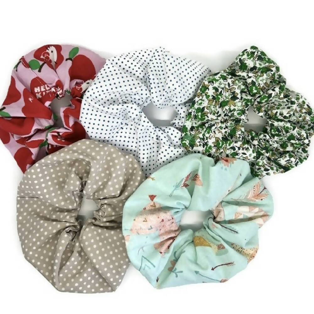 Scrunchies x 10 ( imperfect set) Bulk, Party Favour , Hair ,Free Shipping