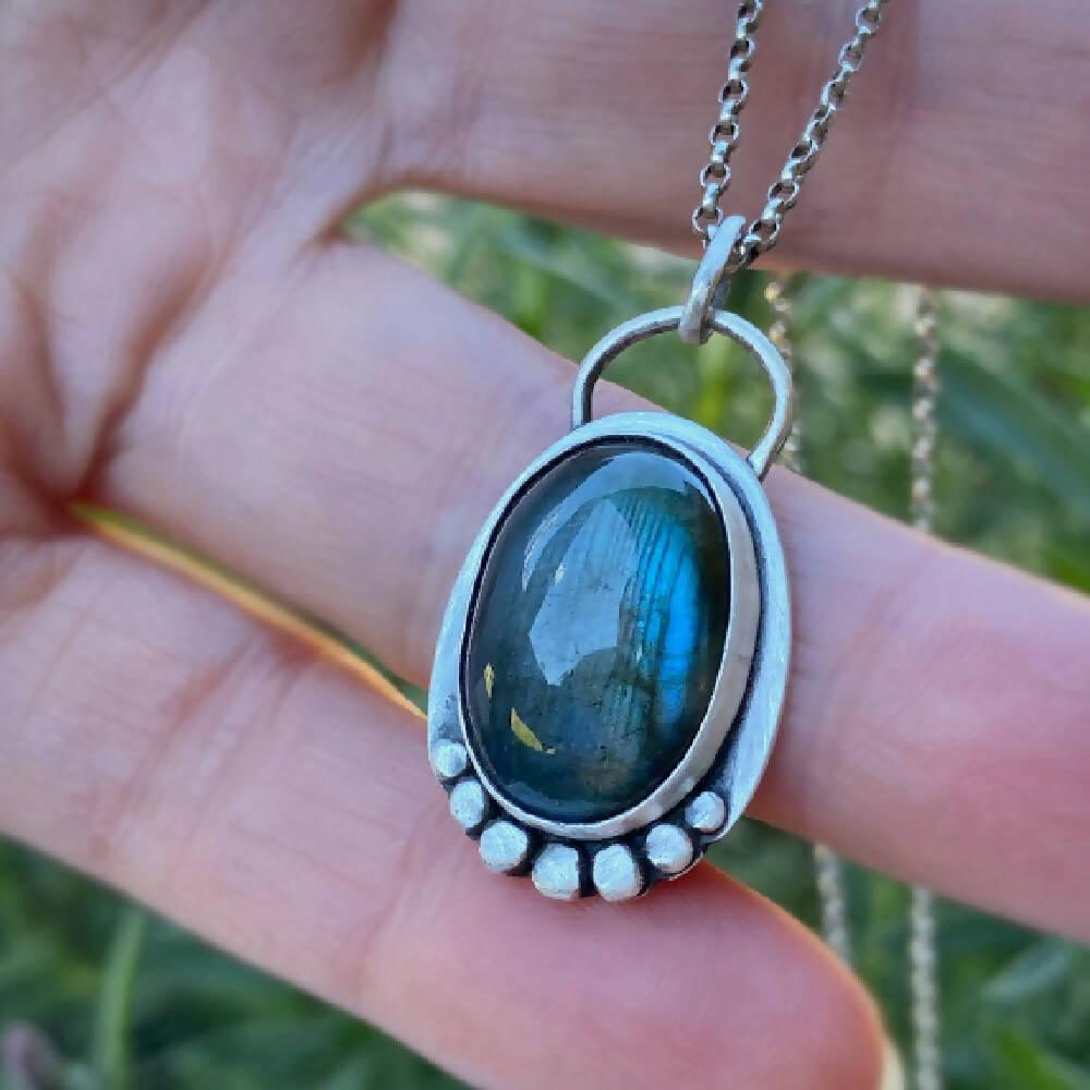 Labradorite and Sterling Silver Bezel Pendant - Pebbles4