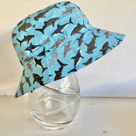 Summer hat in bright shark fabric