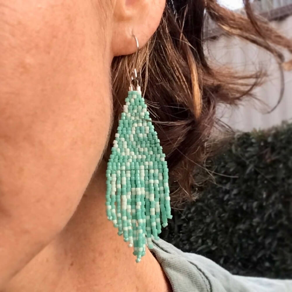 Beaded fringe earrings - Teal swirls