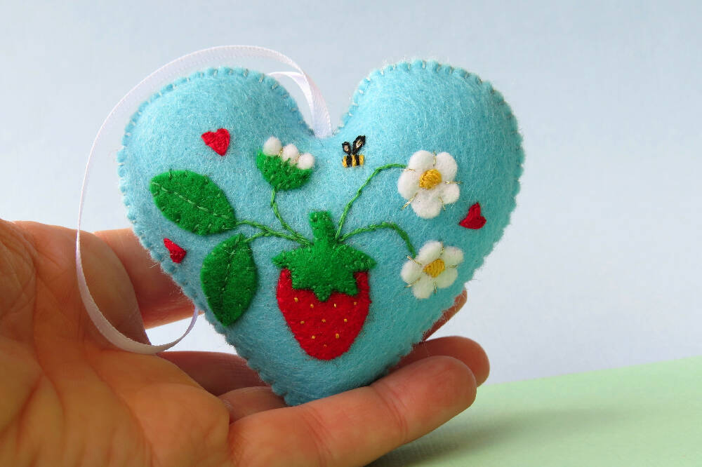 Heart Ornament - Embroidered Wool Felt - Strawberry Decoration