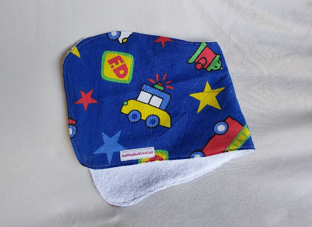 Contour shaped baby burp cloth