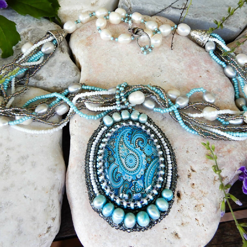 Embroidered Pendant Necklace "Blue Pearl"