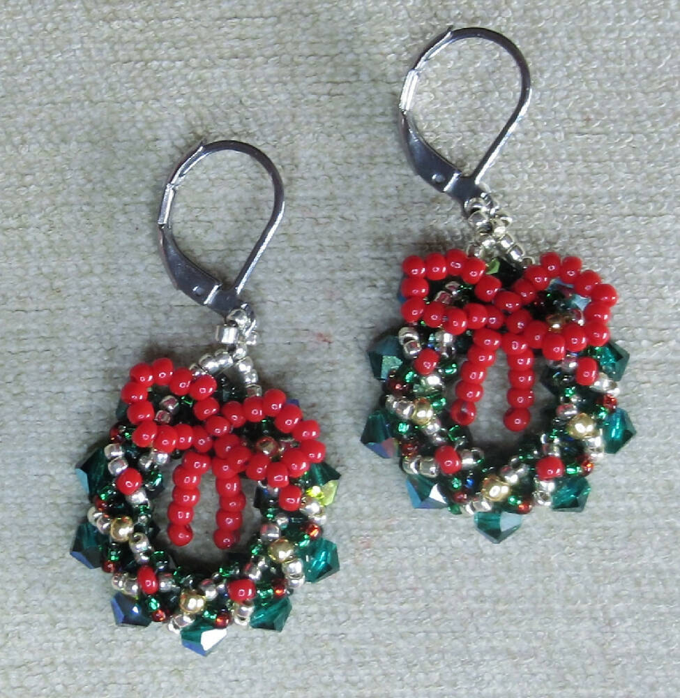 Christmas wreath deals earrings