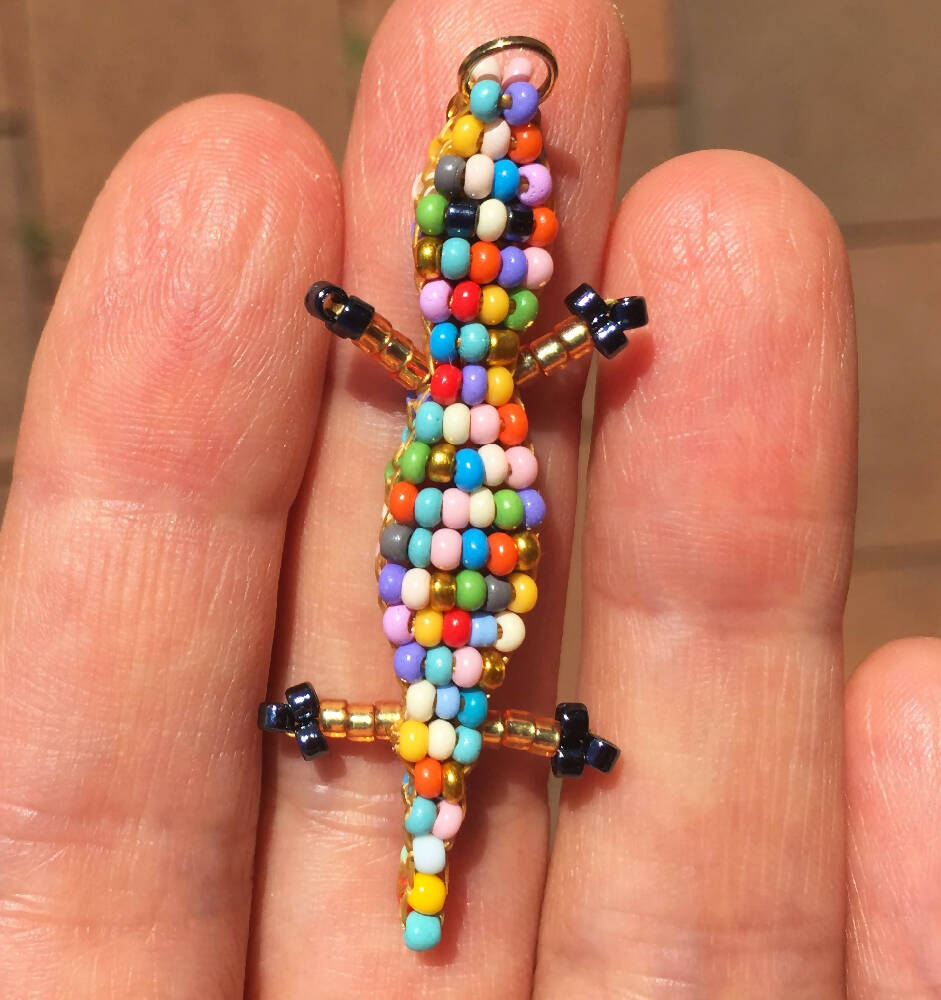 Naryanabeads double layer beaded crocodile multicolour made of seed beads of colours: pink, peach, orange, red, blue, green, grey, shiny golden, chromo dark blue
