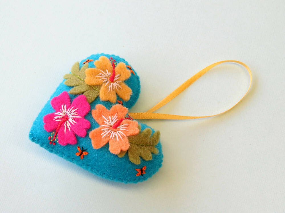 Hibiscus_heart-5