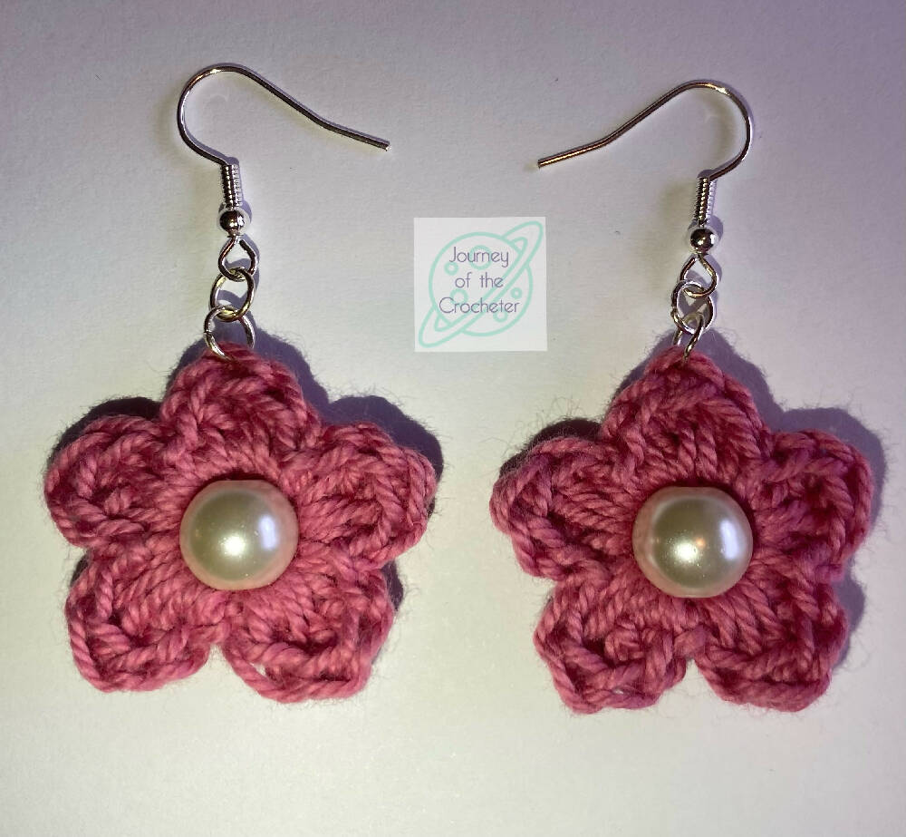 Pearl Daisy Earrings