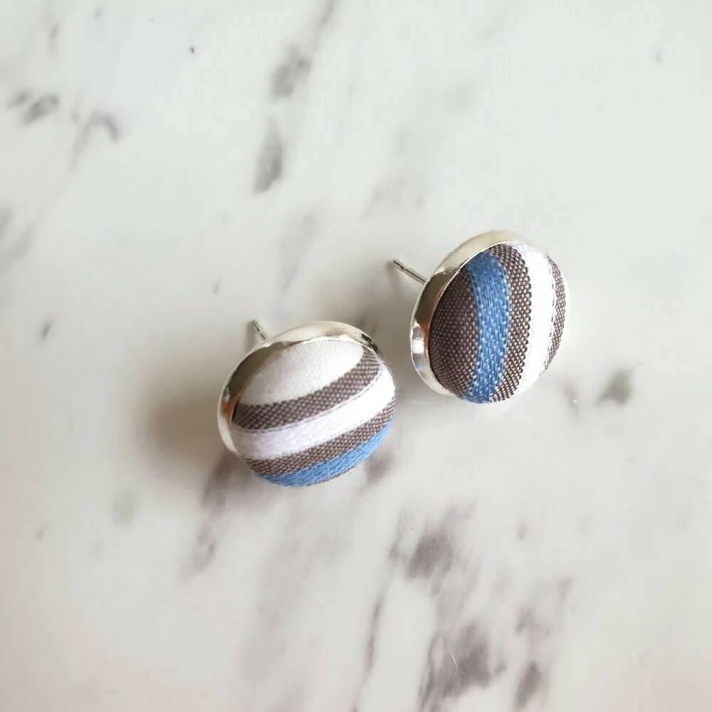 1.4cm Round Cabochon cool striped fabric stud earrings No.17
