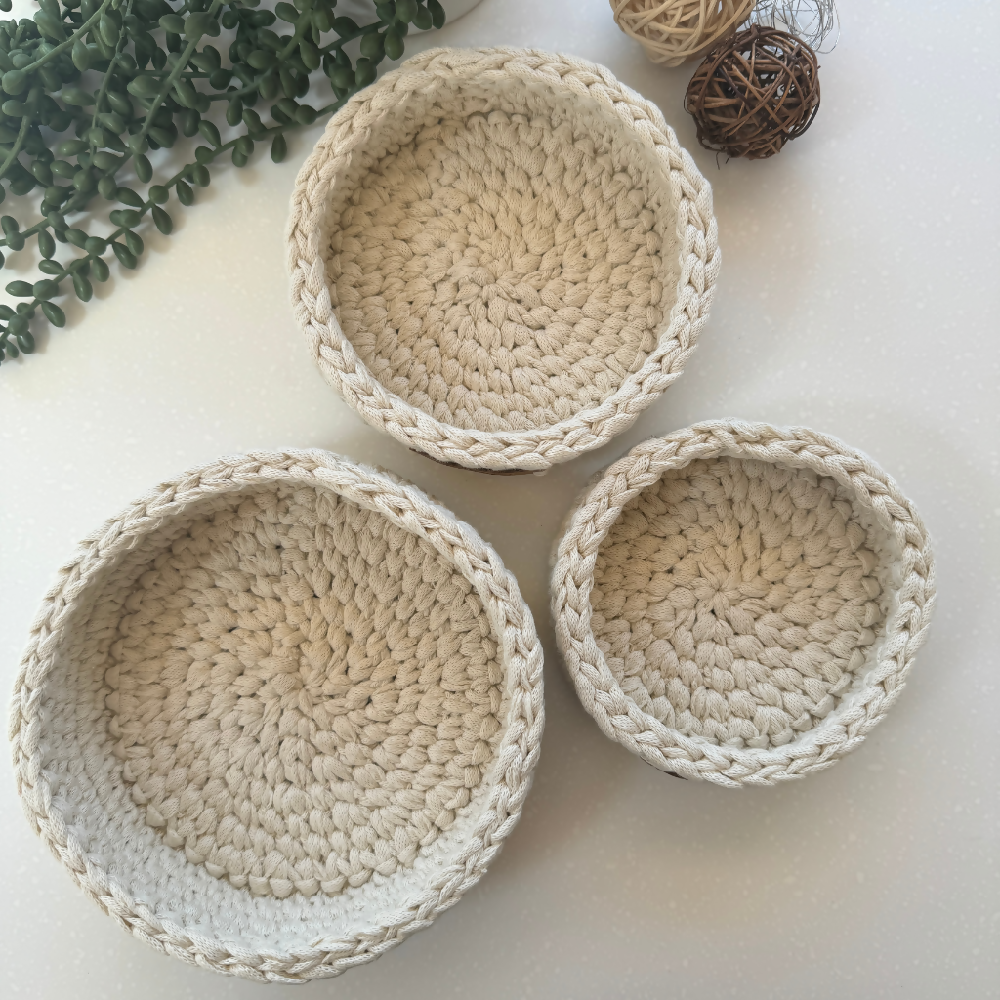 Handmade-basket-sand-mini-recycled-yarn (5)