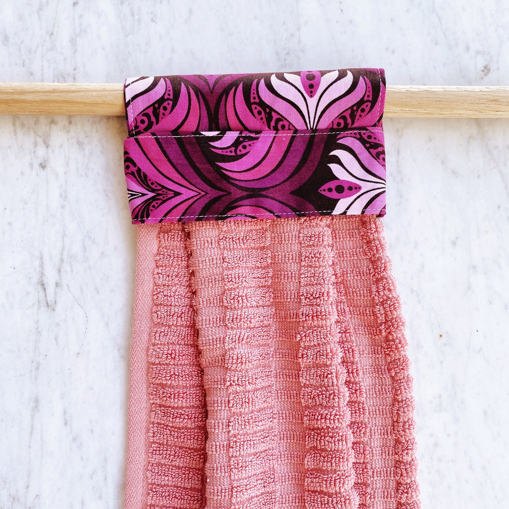 Retro 70s lover's, no button, hanging kitchen hand towel.