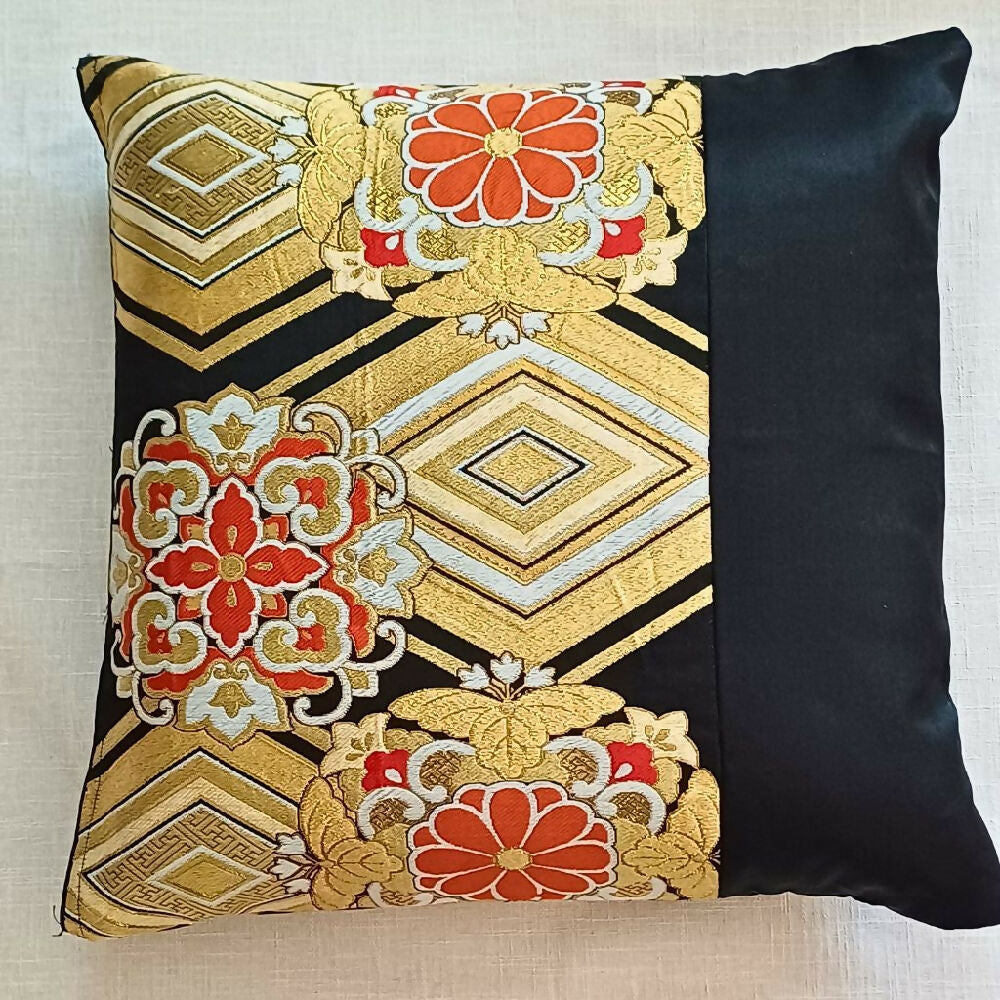 maru-ya cushion cover black gold orange 7