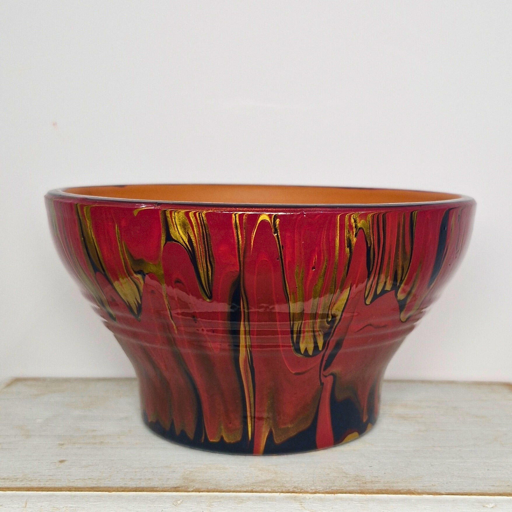 Hand Painted Terracotta Pot 15cm Magenta Gold