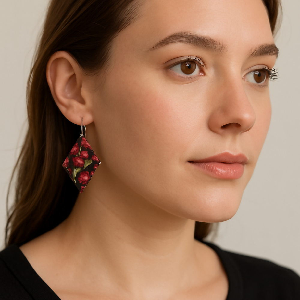 Girl wearing blac and red earrings on 1024 size