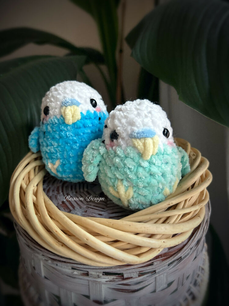 Crochet amigurumi Budgie