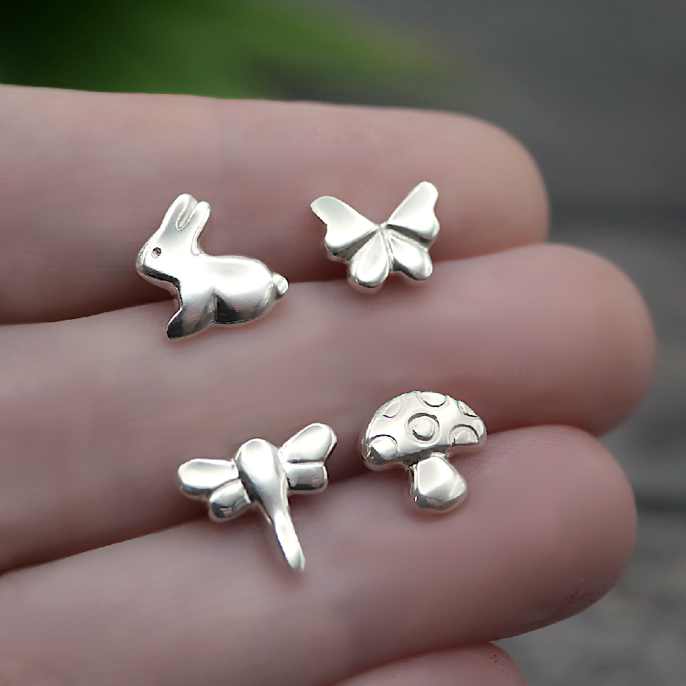 whimsy and wonder gift set studs hand sml