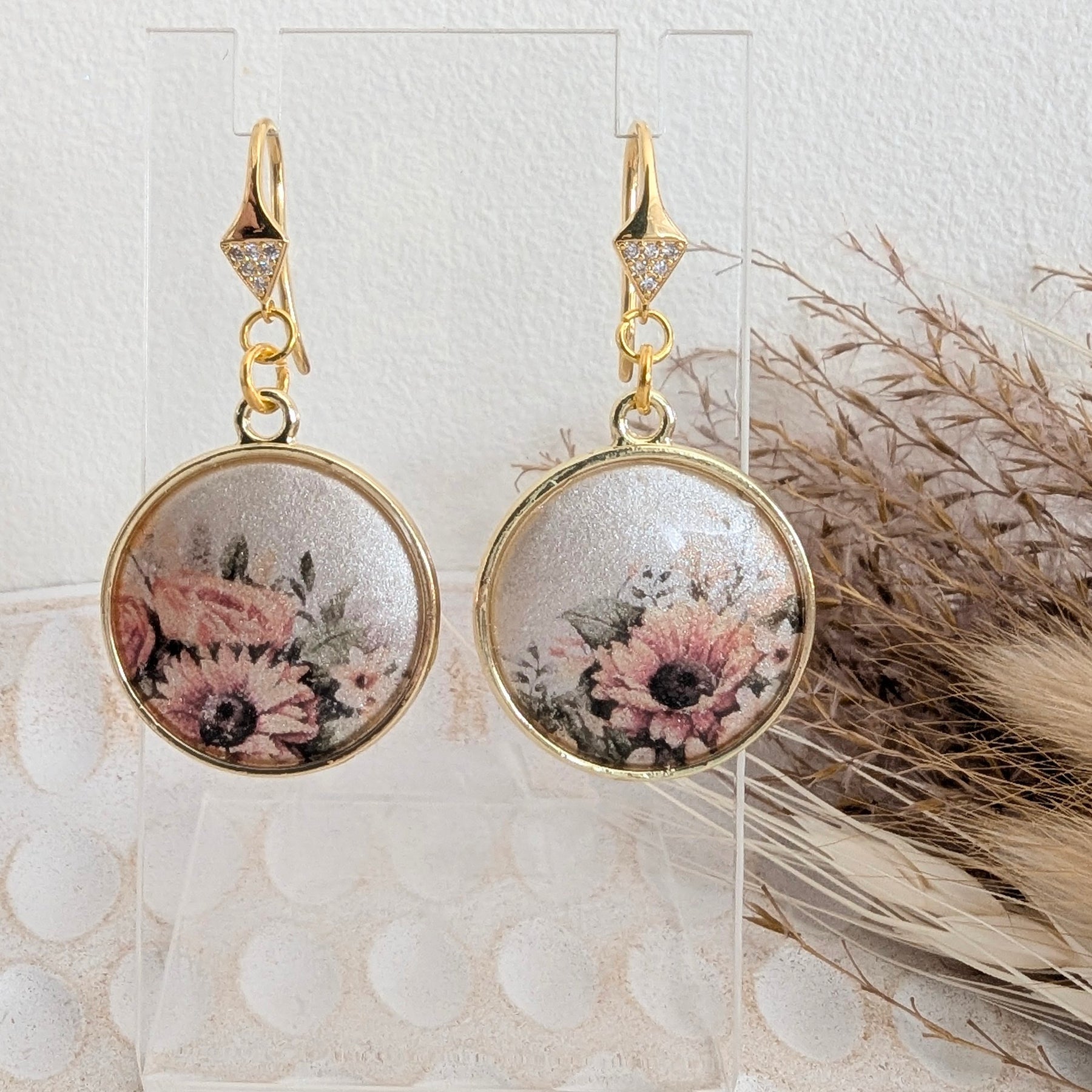Rustic Truck and Sunflowers Pendant and Earrings Set.