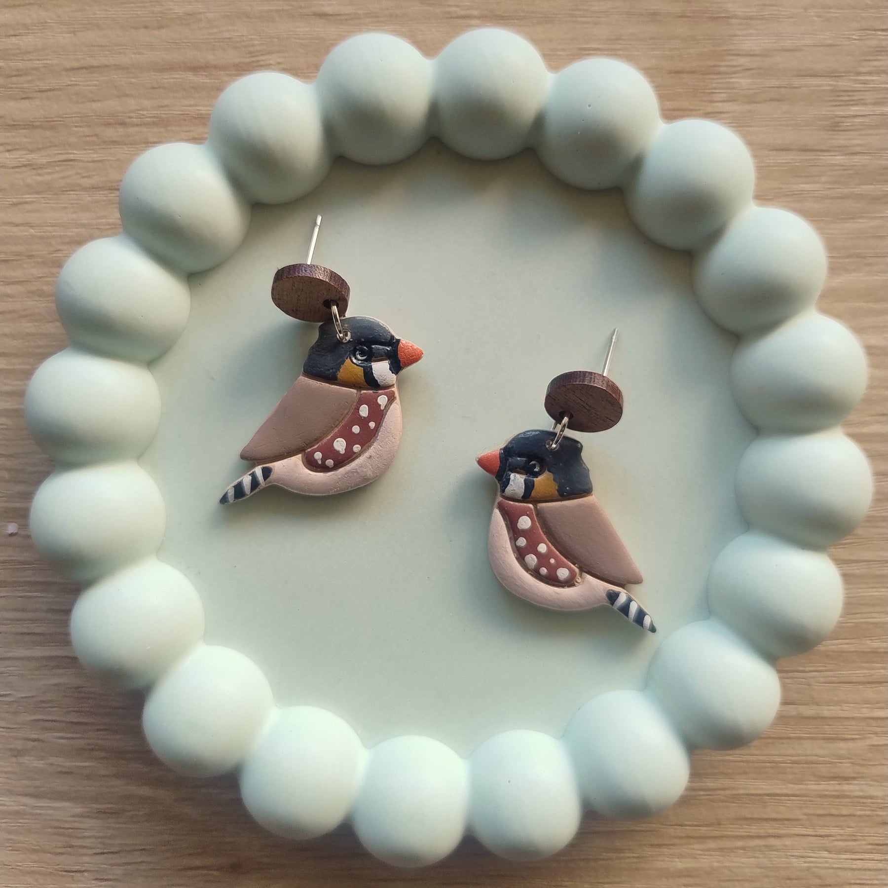 Zebra Finch Dangles