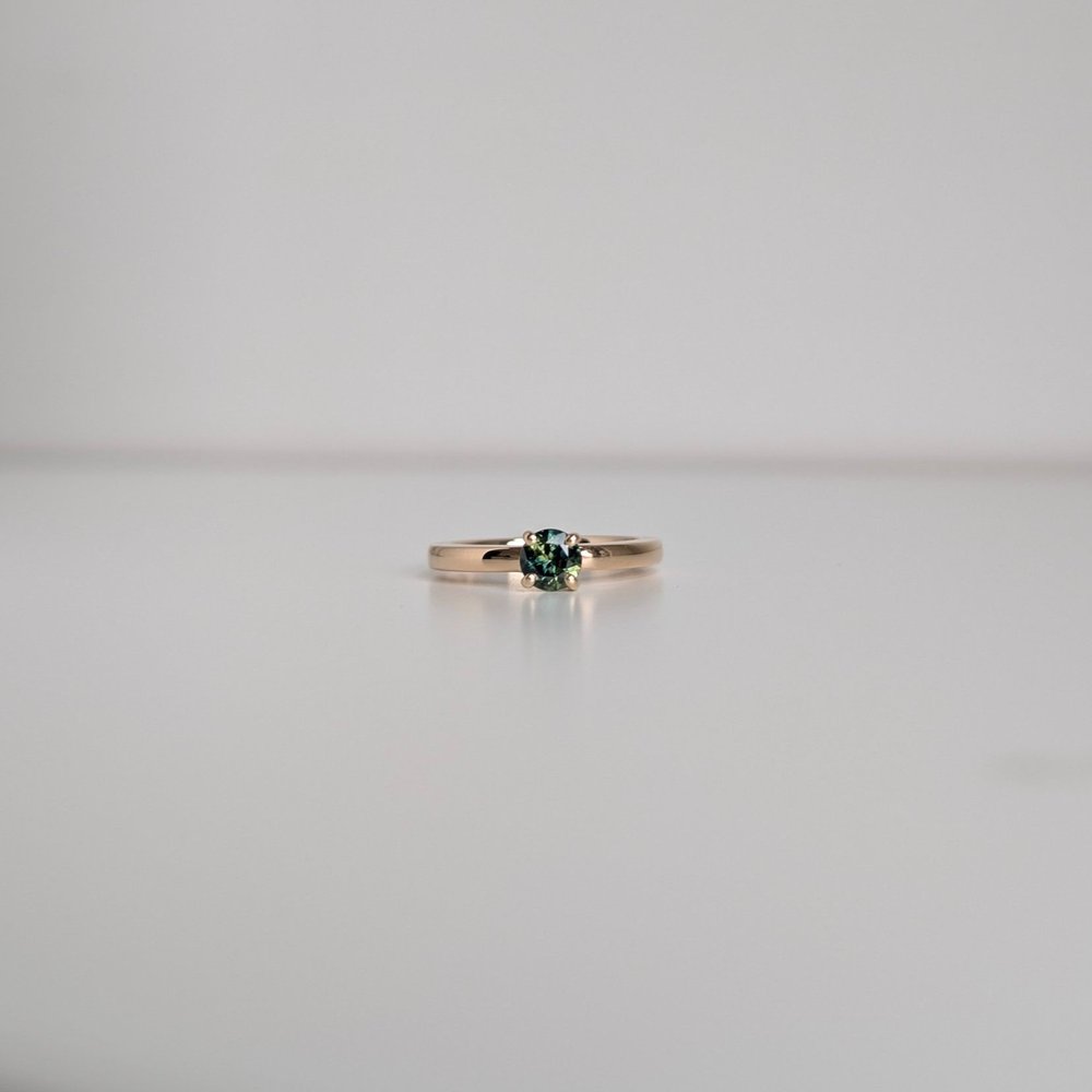 handmade 9ct yellow gold × parti solitaire ring | engagement ring