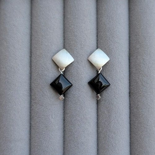 handmade square onyx domed studs