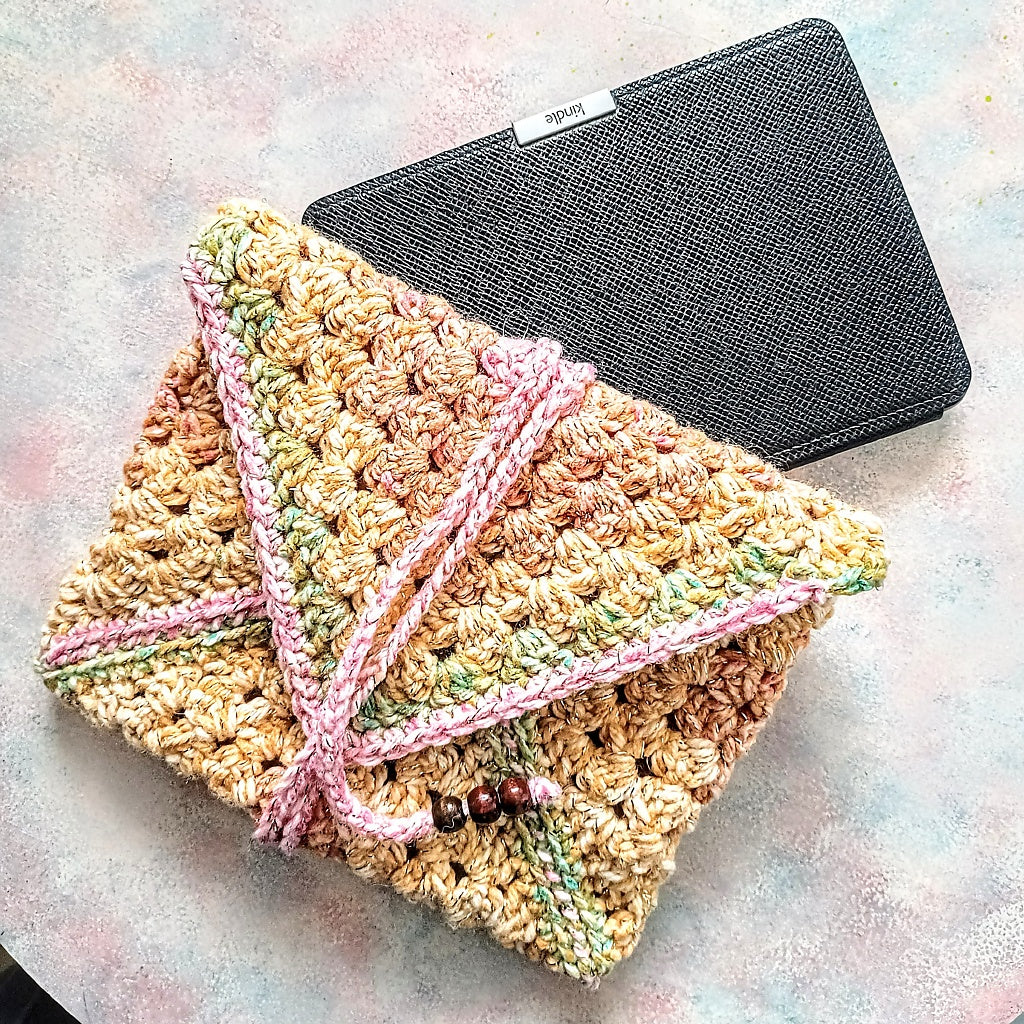 Crochet E-Reader/Kindle Pouch
