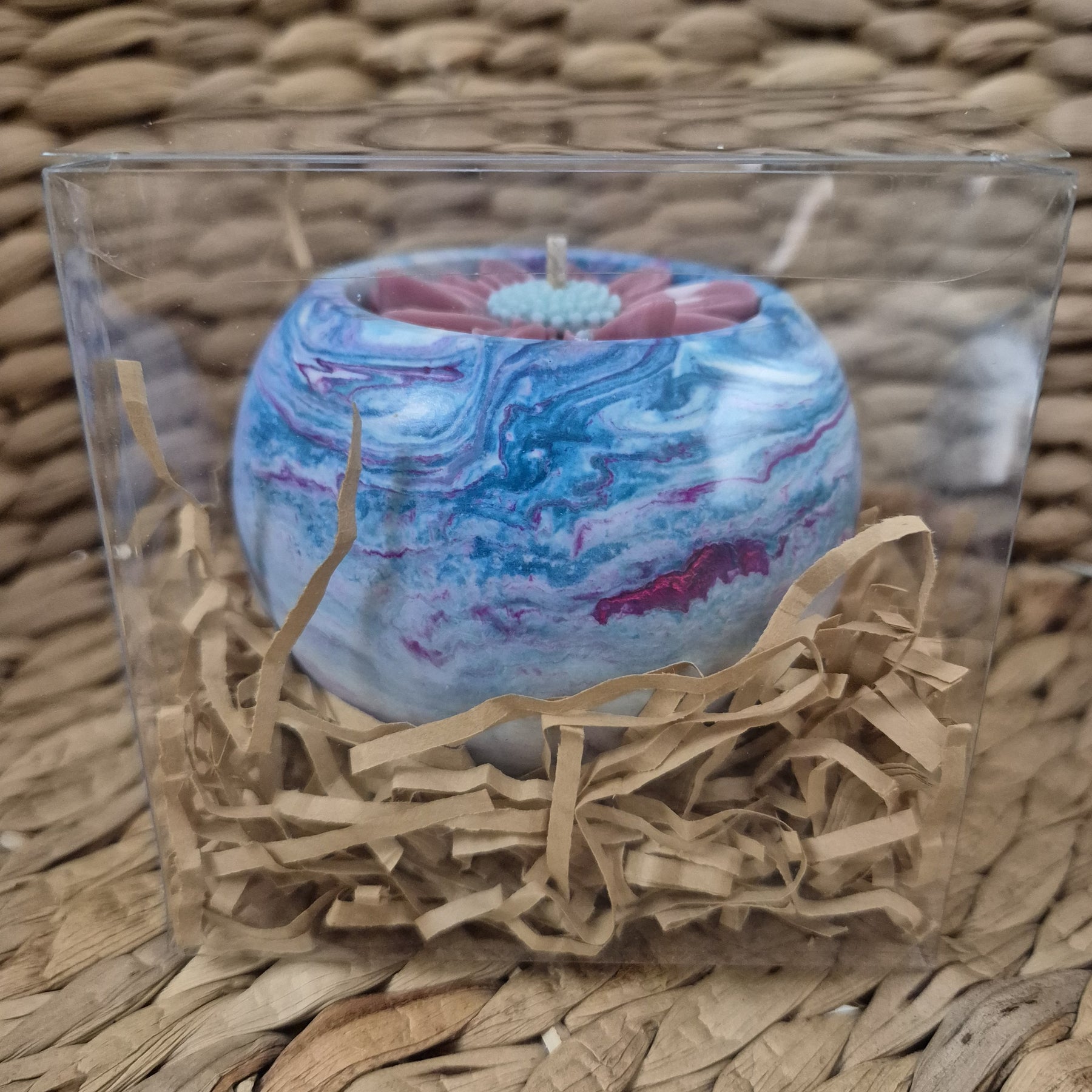 Concrete pot belly shaped bowl candle with coconut lime fragrance