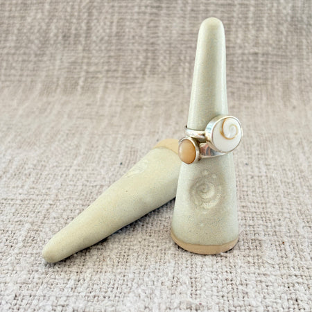Ring Holder - Shell