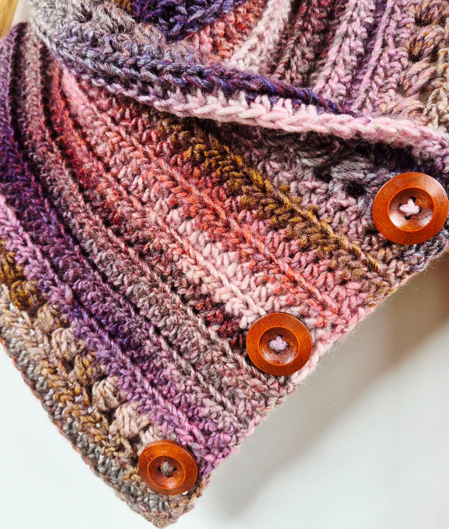 Ladies Neck warmer | Cowl | Scarf | Pink Toned | Adult | Vintage | Crochet | Buttoned
