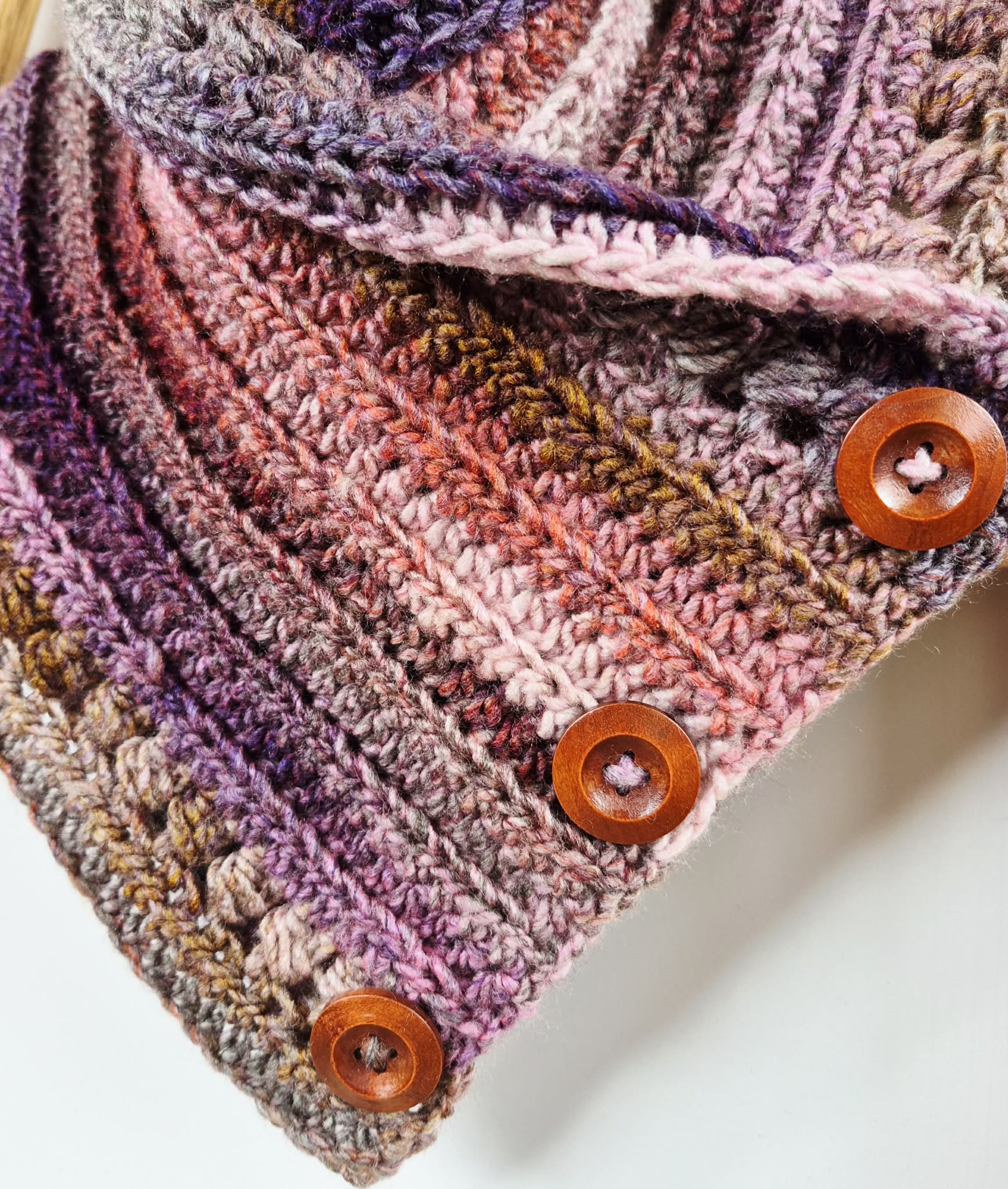 Ladies Neck warmer | Cowl | Scarf | Pink Toned | Adult | Vintage | Crochet | Buttoned