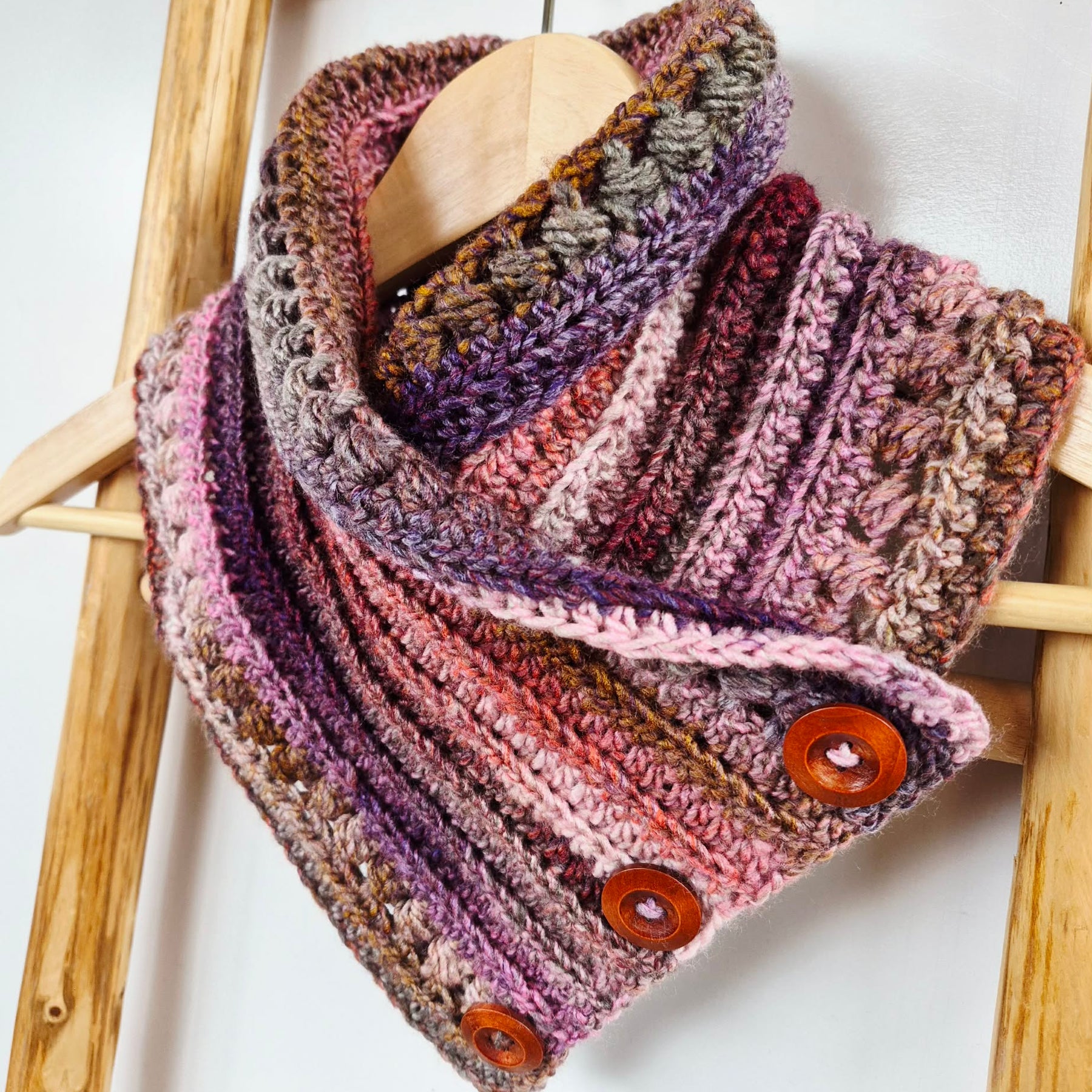 Ladies Neck warmer | Cowl | Scarf | Pink Toned | Adult | Vintage | Crochet | Buttoned