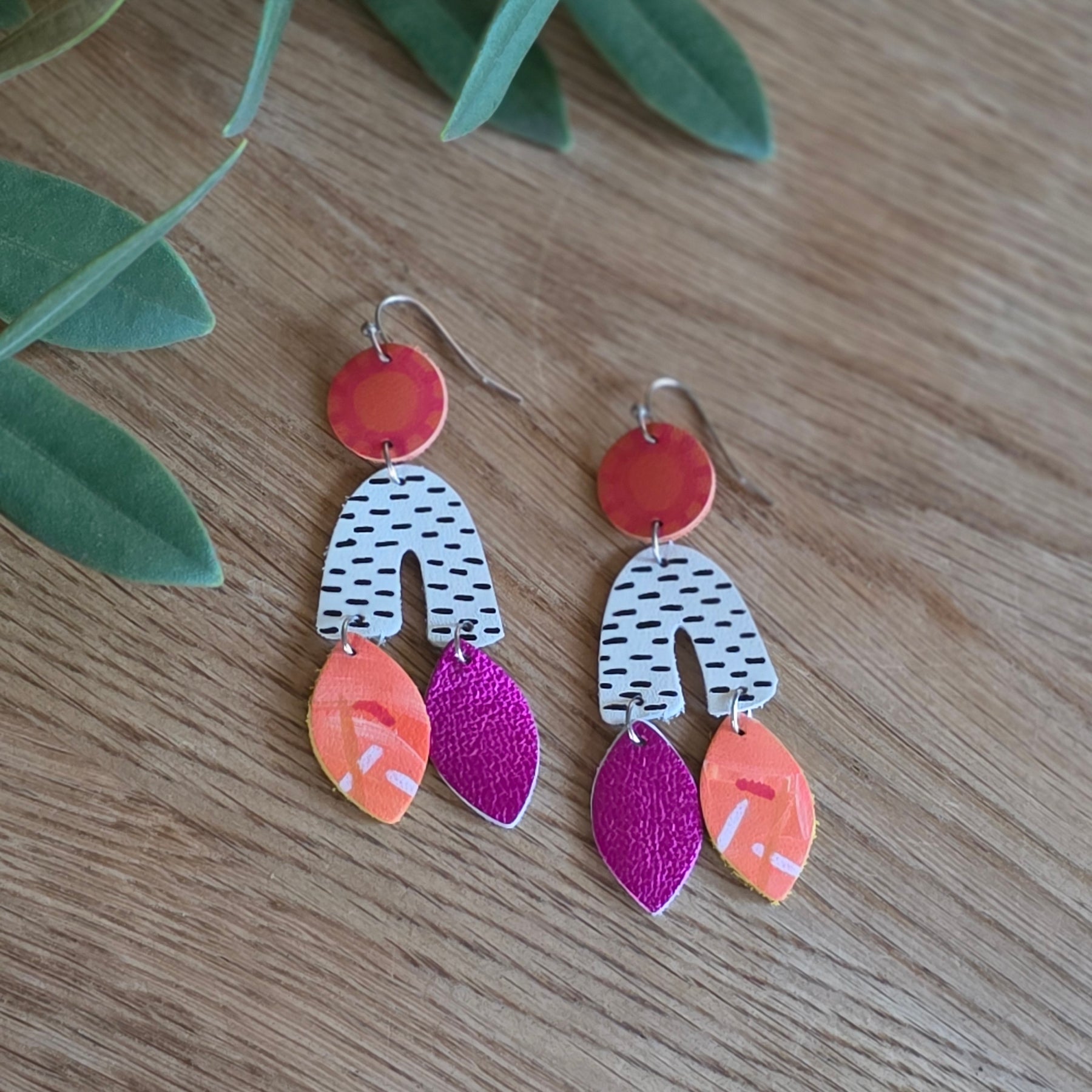 Classica Musa Leather Earrings –  Neon Savannah