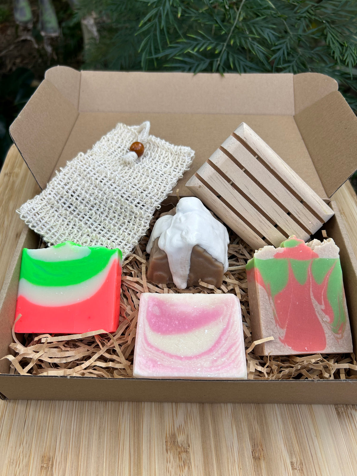 Handmade Festive Soap Set | Soap Holder | Natural Plant Soap Bag