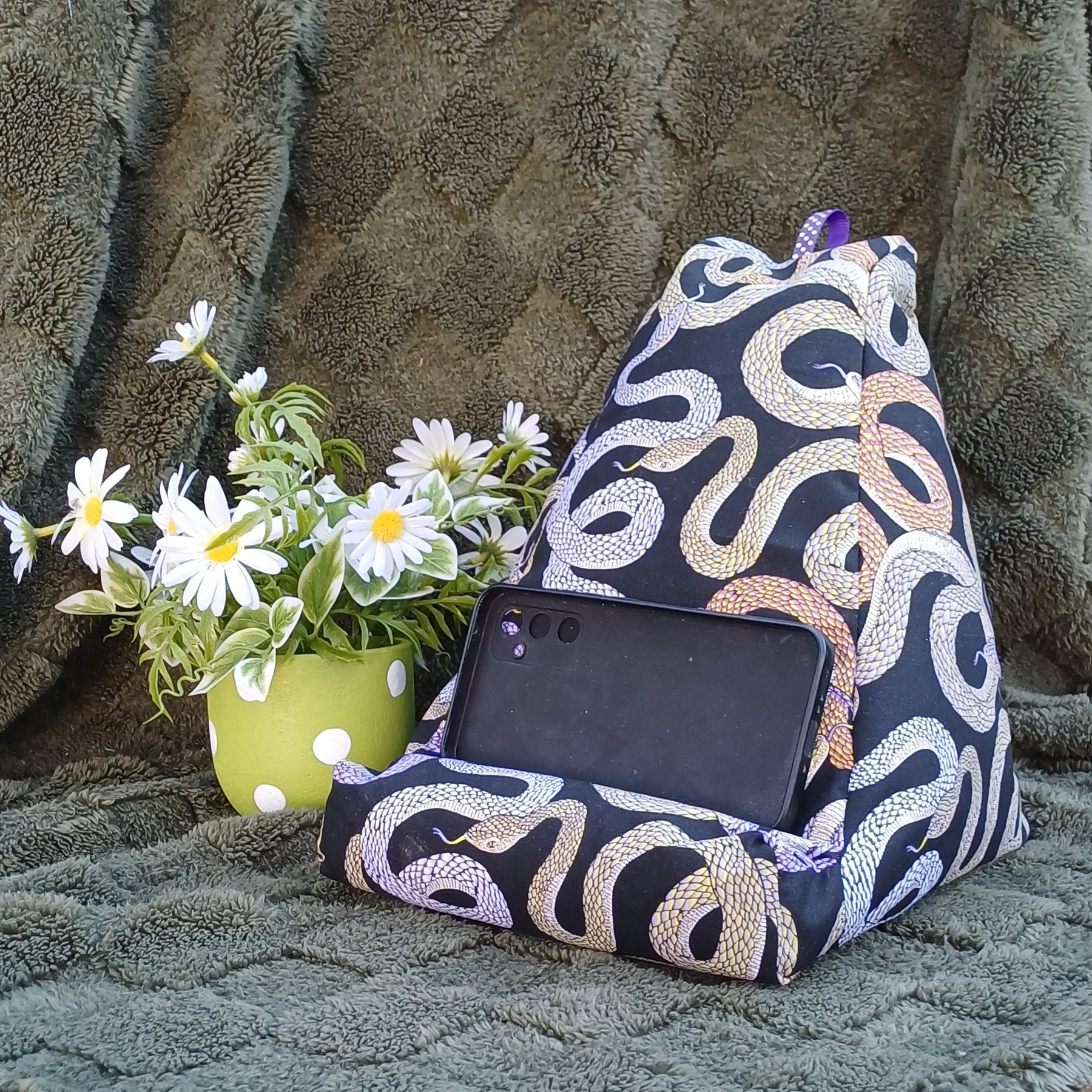 Snake Design Pillow to suit Book and Tablet