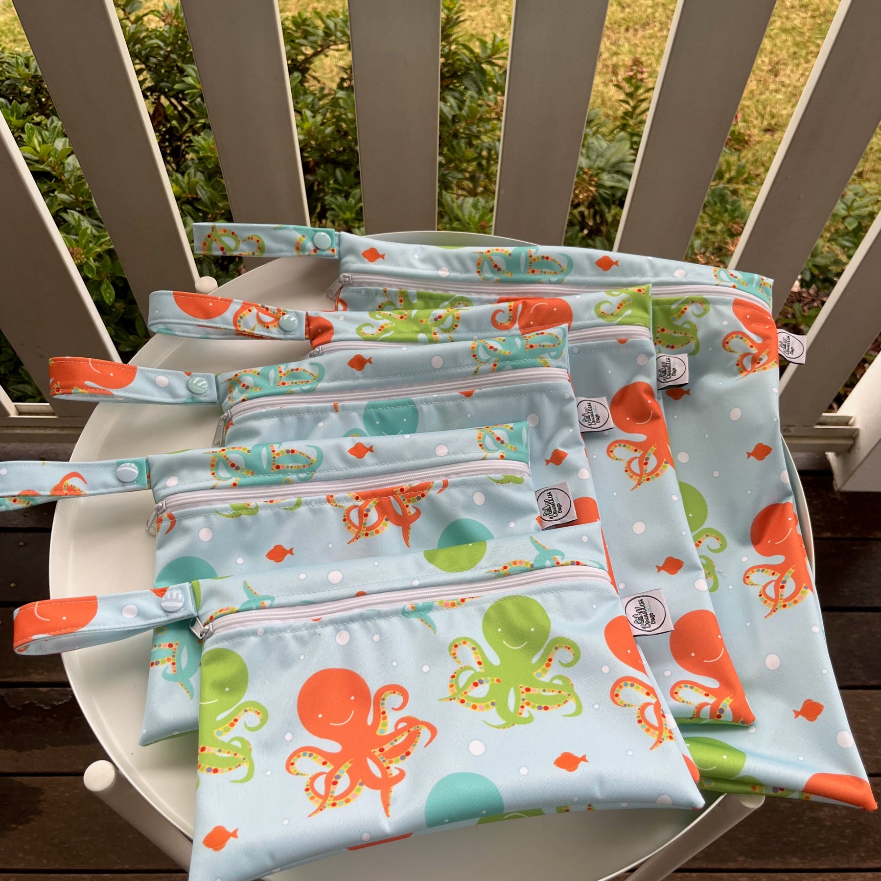 READY MADE Water-resistant wet bags - Octopus (Creative Monsoon)