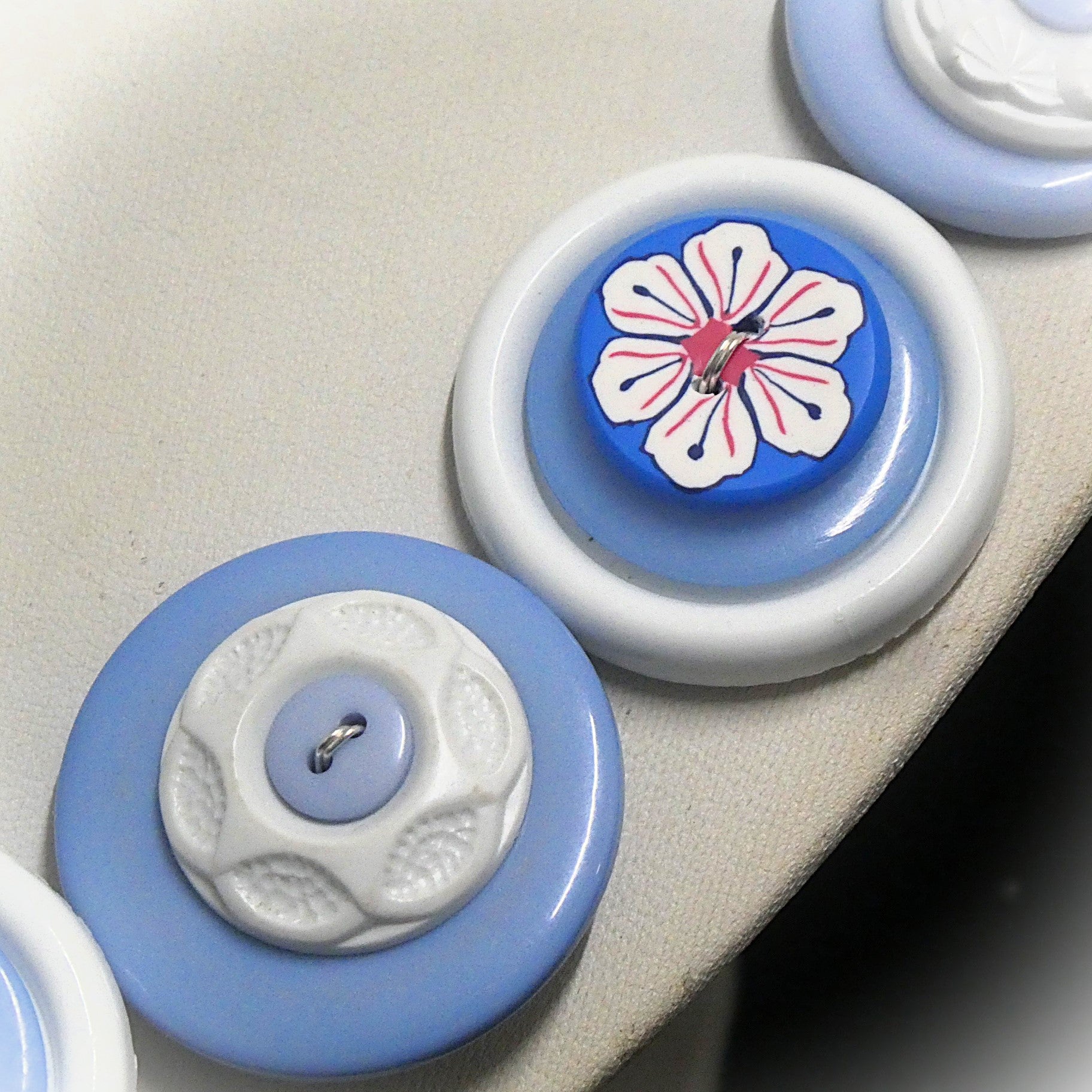 Blue button necklace and earrings - Winter Blooms