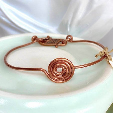 Simple antique copper spiral bracelet | Bangle with Triquetra clasp | Celtic-inspired jewellery