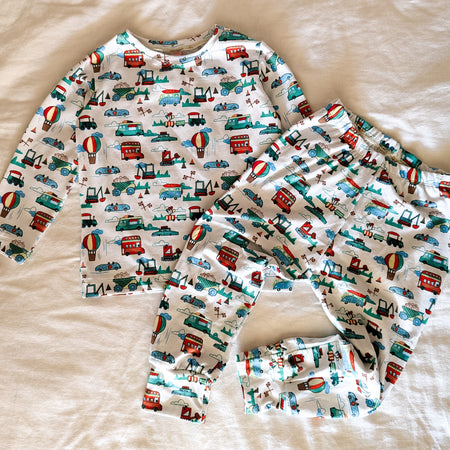 95% cotton kids loungewear long sleeve and pants set sizes 1 to 10