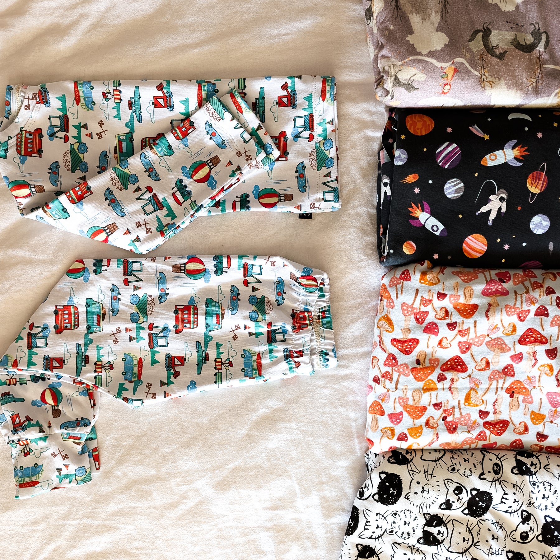 95% cotton kids loungewear long sleeve and pants set sizes 1 to 10