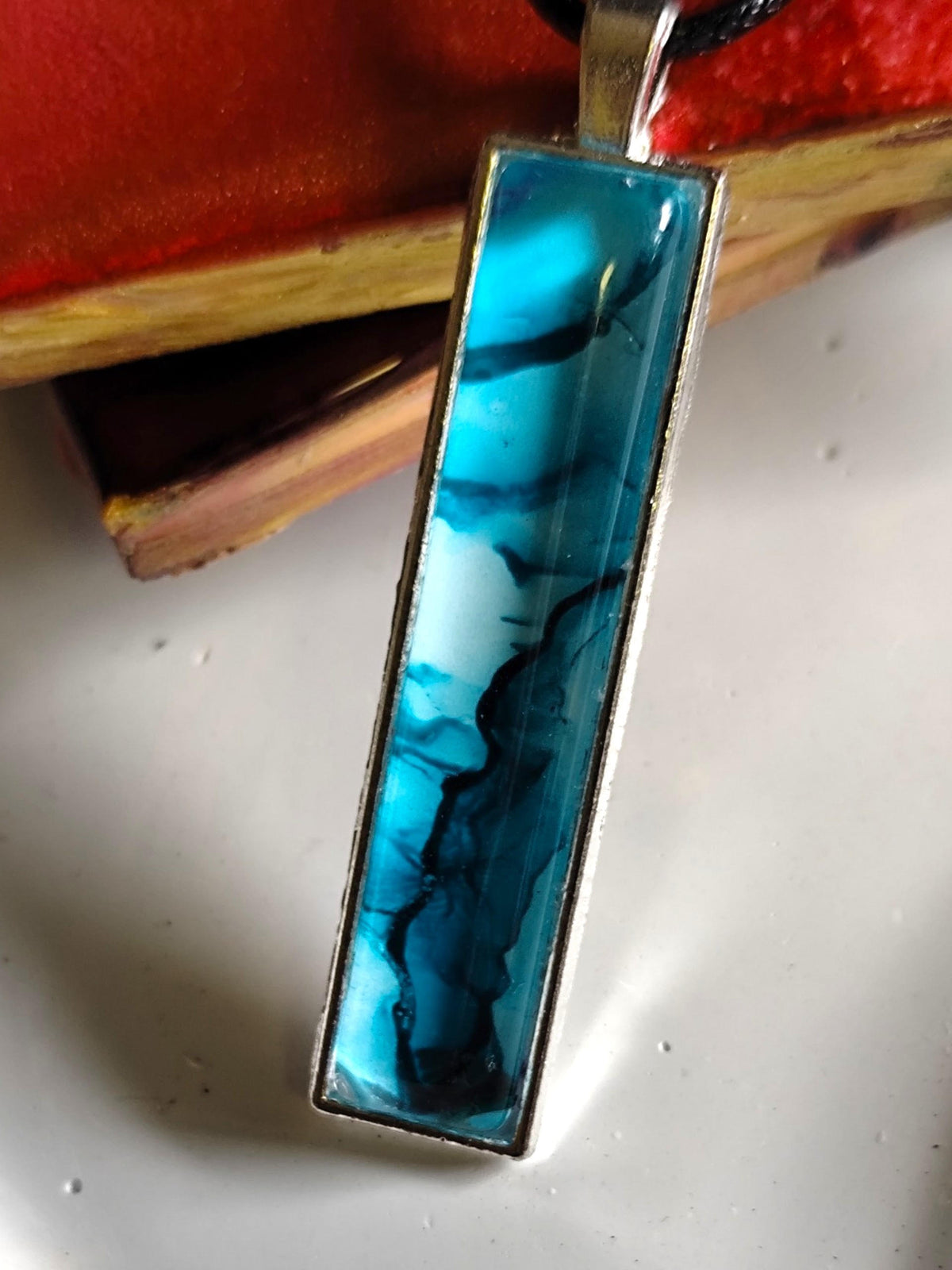 Teal Alcohol Ink Pendant Necklace – Wearable Art