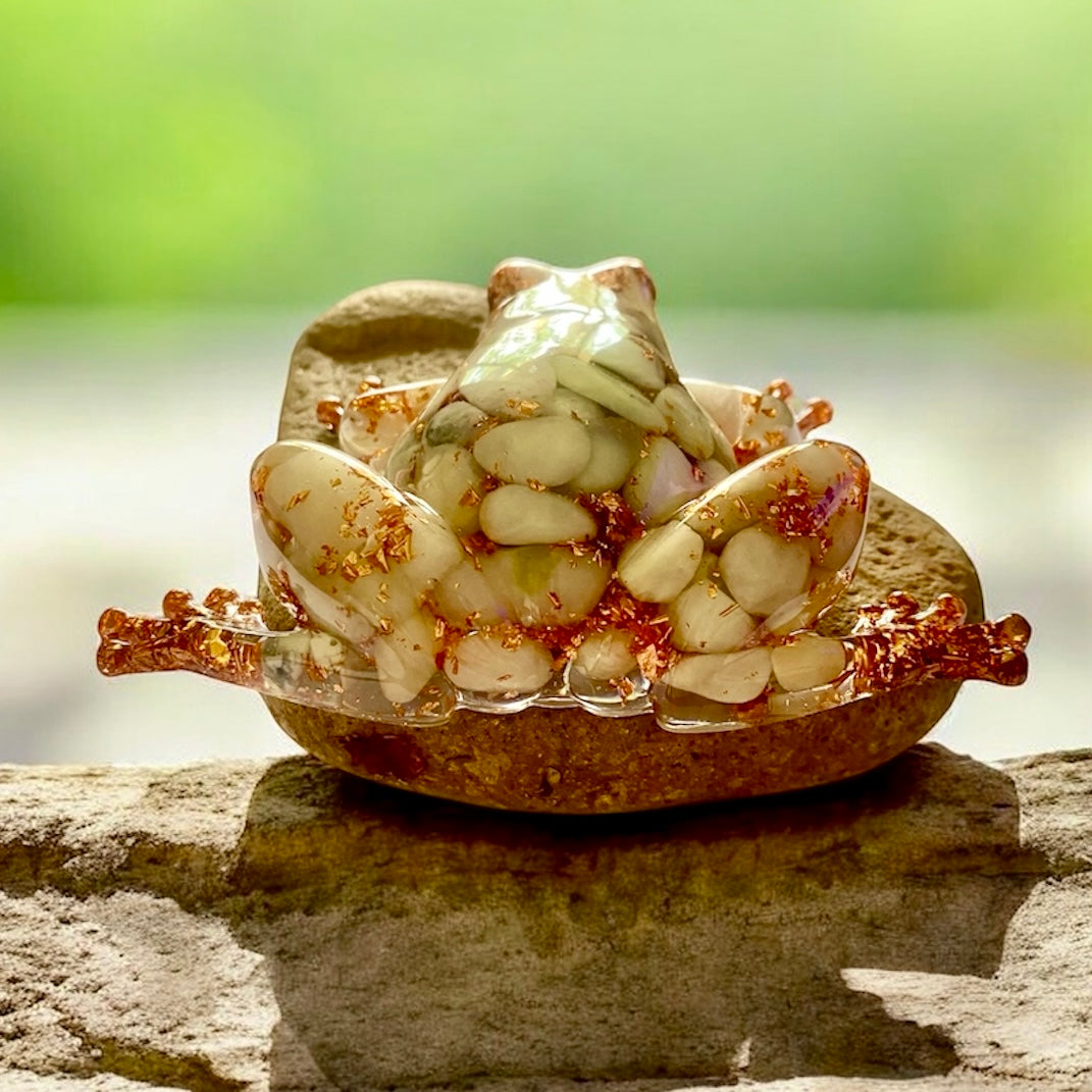 Copper Ripple White River Pebbles Frog