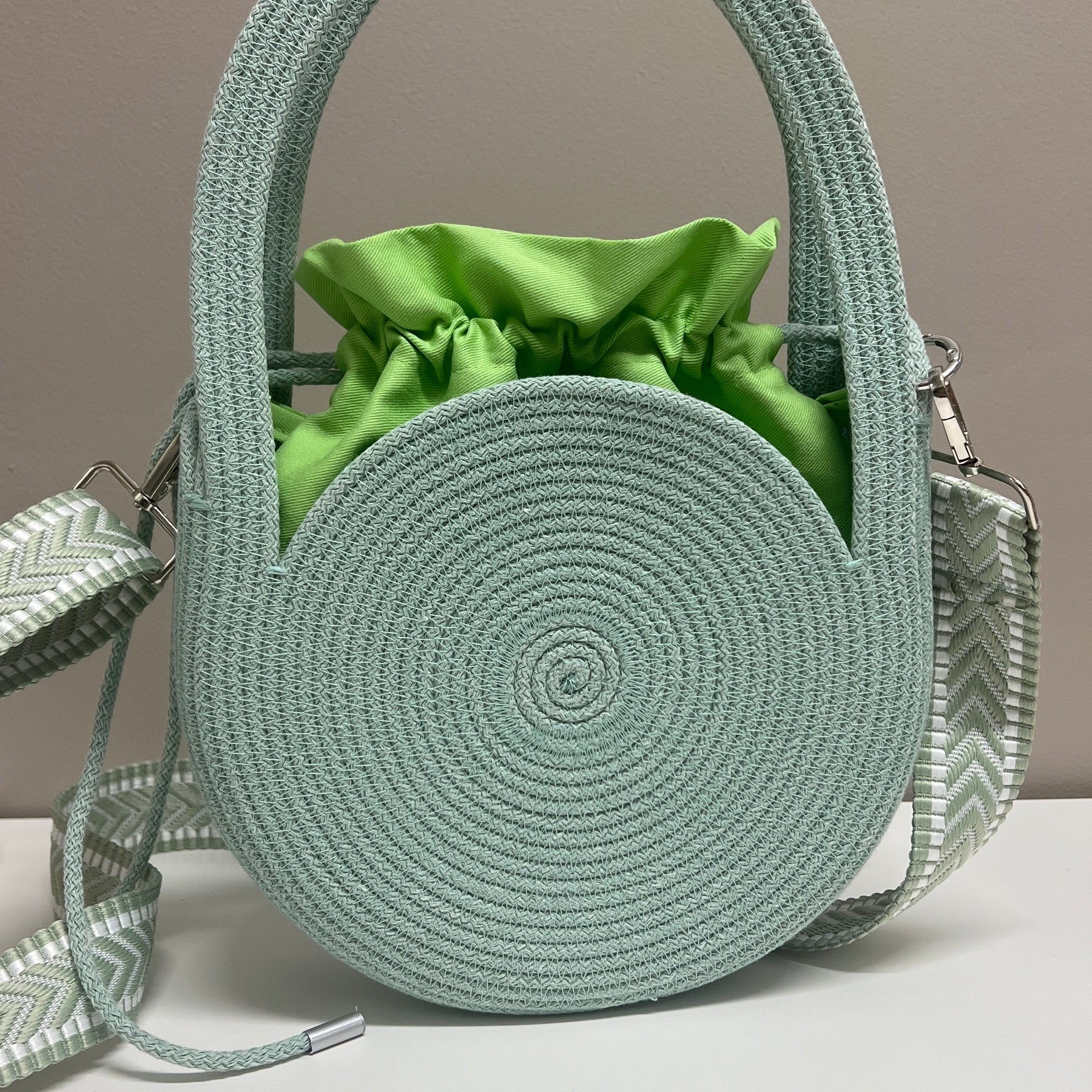Mint Round Rope Bag