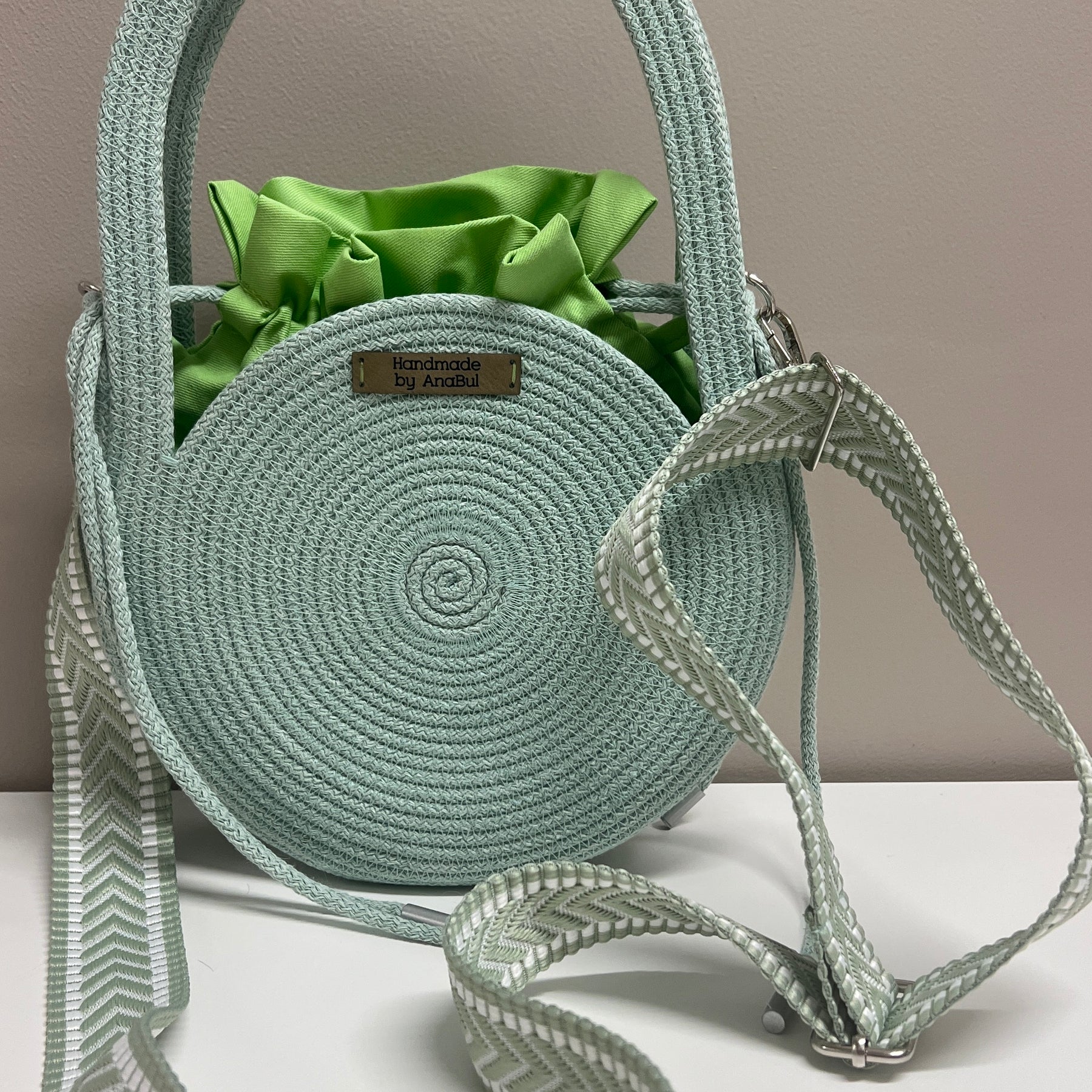 Mint Round Rope Bag